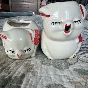 Adorable Vintage 1950s Shawnee Pottery Pig Sugar and Creamer Set!!